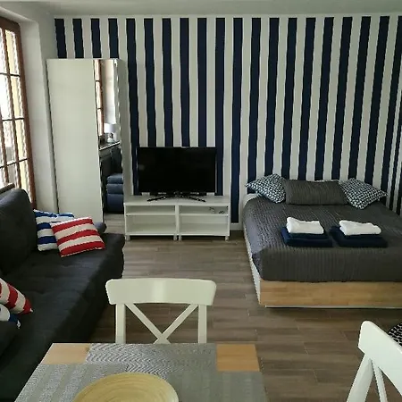 公寓 Apartament Przystan Mikołajki
